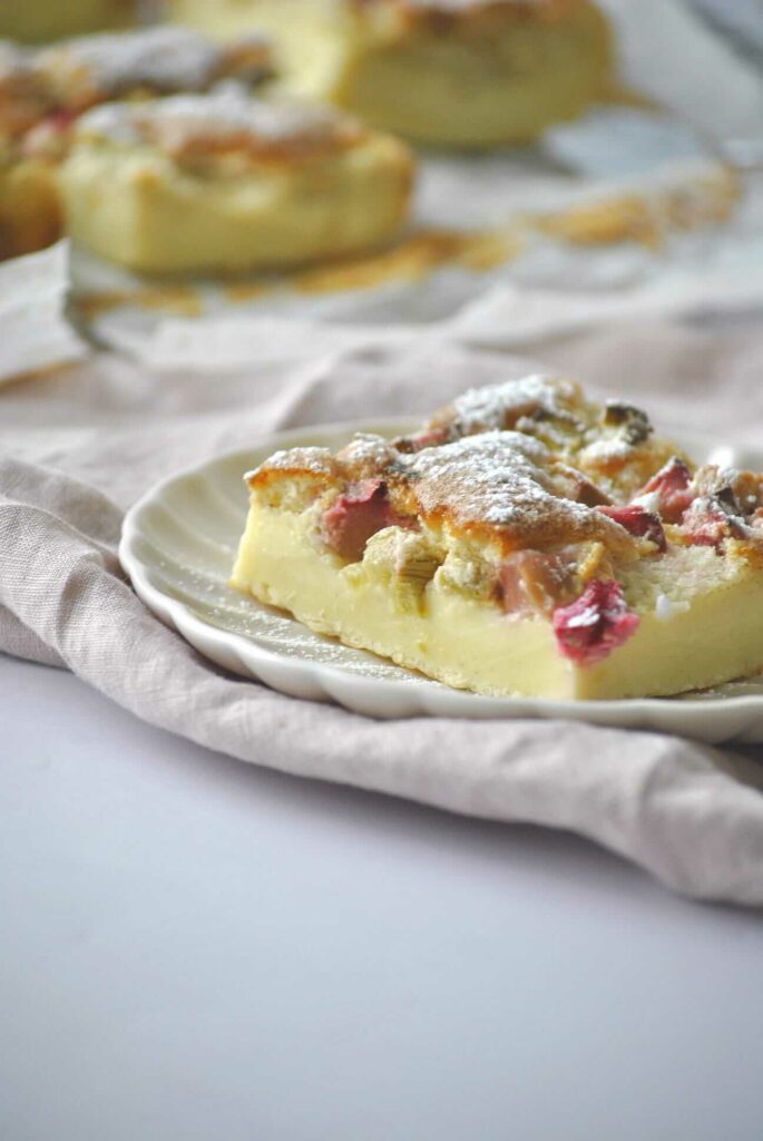 Rhabarber Pudding Kuchen, Rezept mit Rhabarber