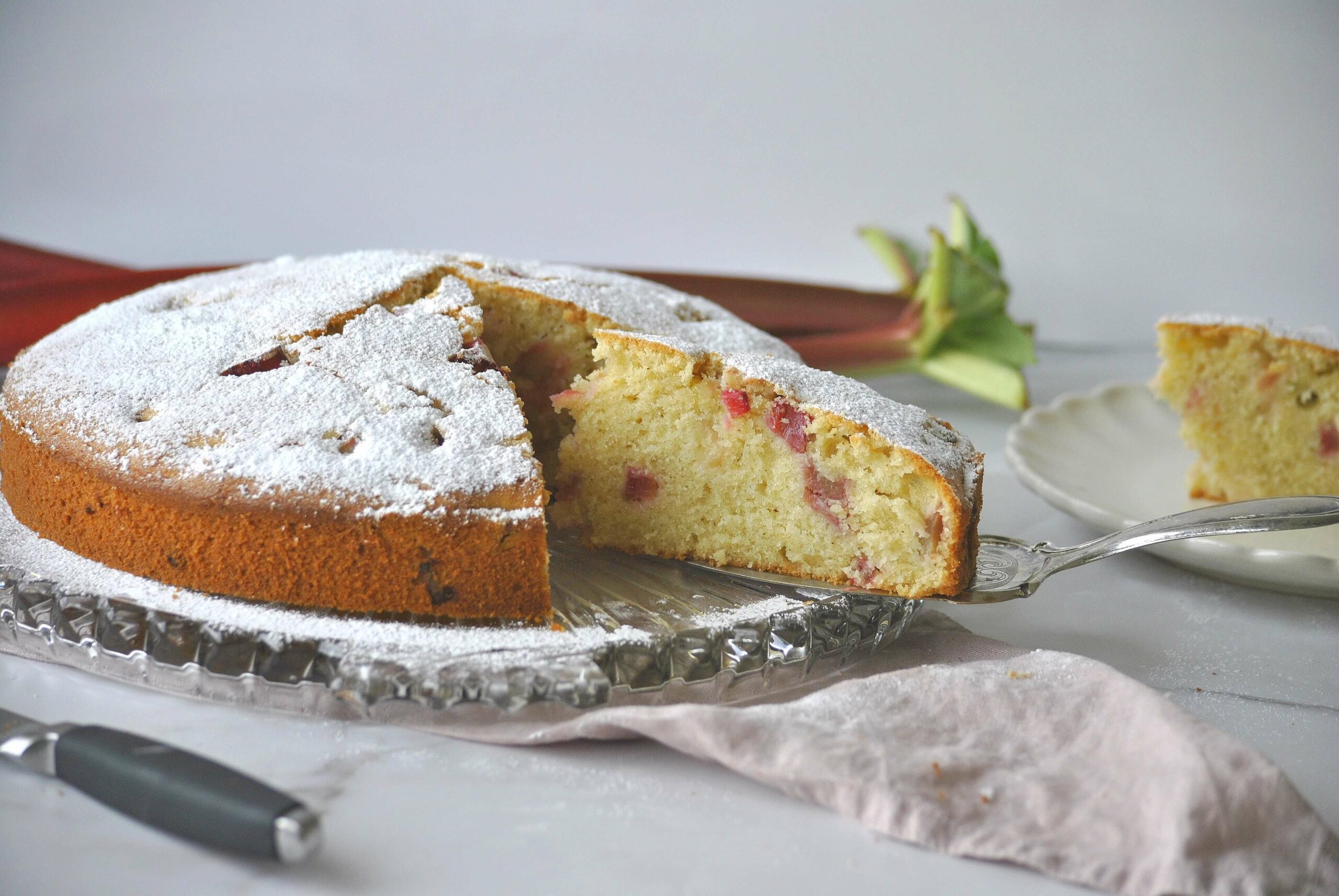 saftiger Rhabarberkuchen, Rhabarberkuchen Rezept