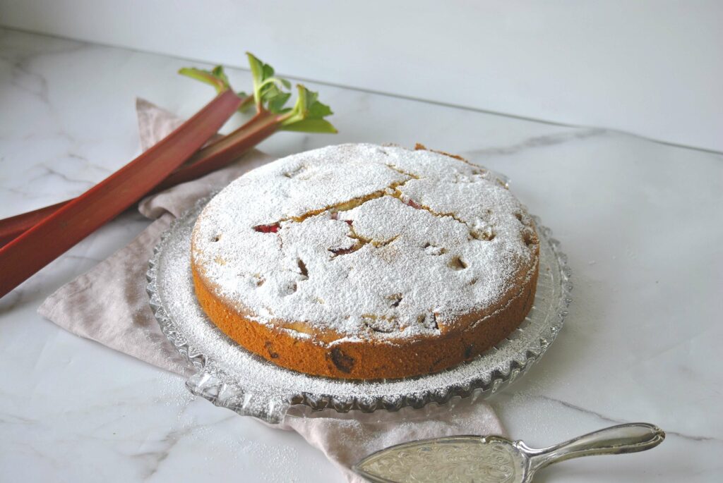 saftiger Rhabarberkuchen, Rhabarberkuchen Rezept