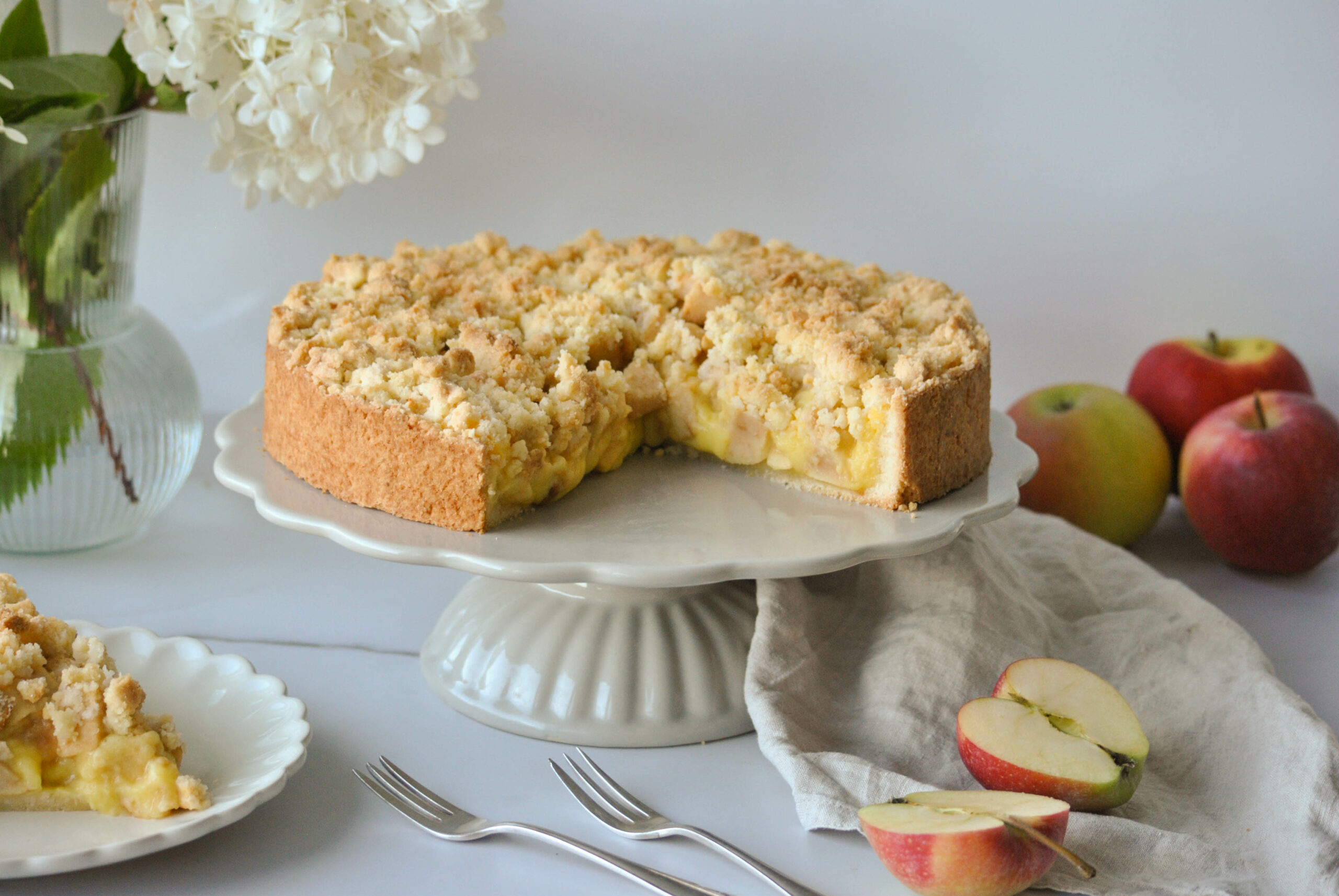 Apfelkuchen mit Vanille Pudding